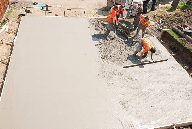 Best Driveway Concrete Repair  in Wayland, IA